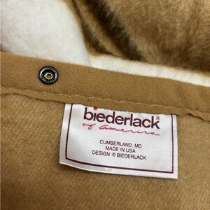 Biederlack Cuddle Blanket Stadium Wrap Tan with Cream & Black Stripes